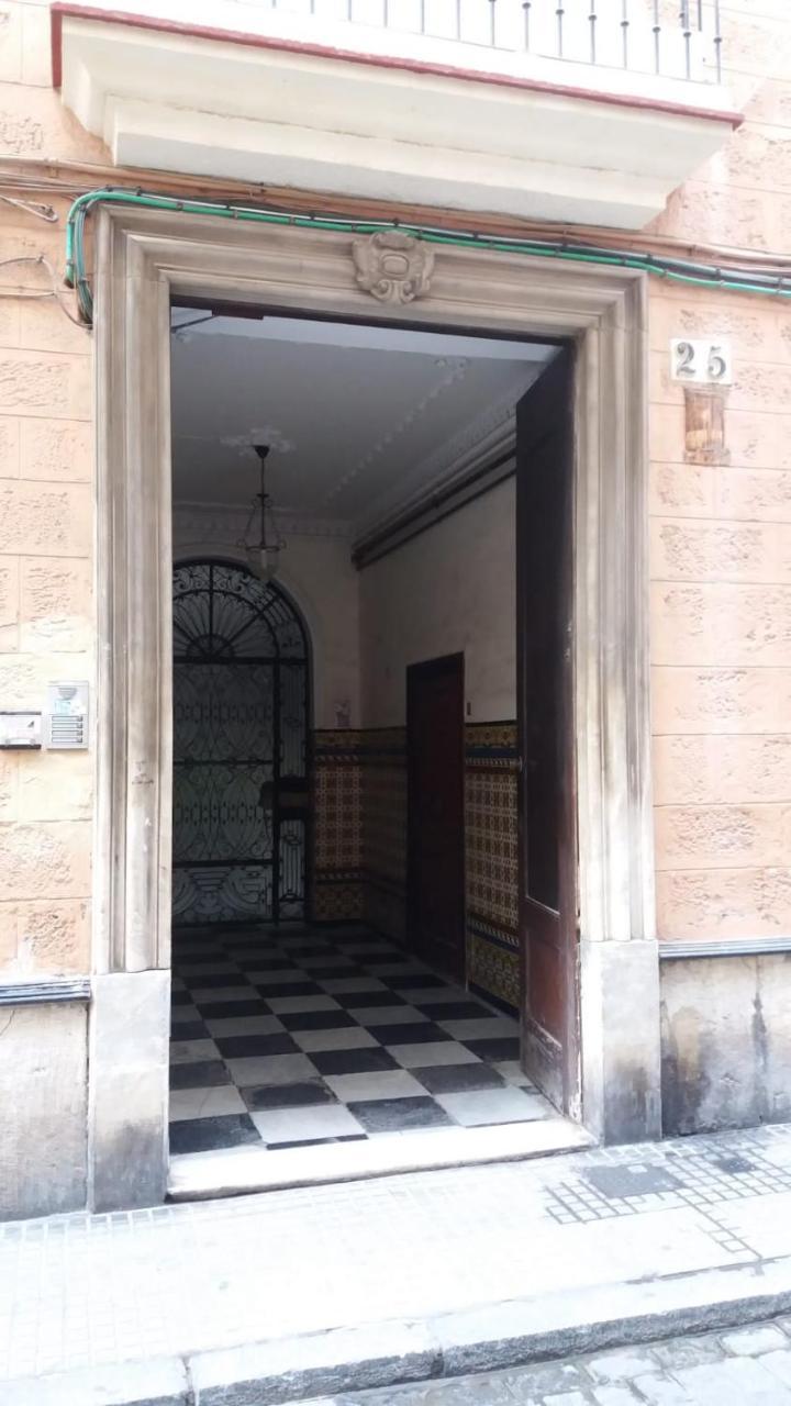 Loft Del Arte Apartment Cadiz Bagian luar foto